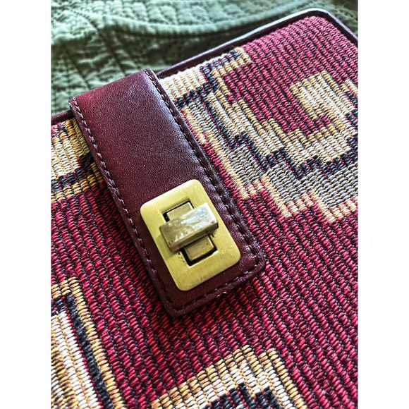 Patricia Nash Tapestry & Leather Crossbody Bag – Boho Box Satchel. NWT - Picture 3 of 6